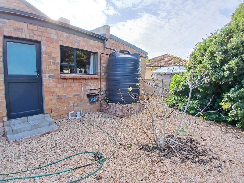 3 Bedroom Property for Sale in Stilbaai Wes Western Cape